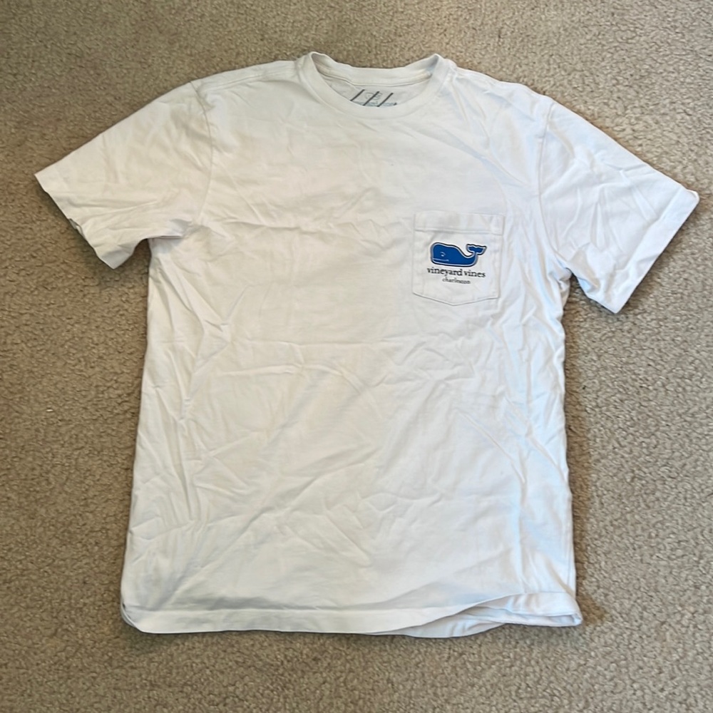 Charleston Vineyard Vines Pocket T - Shirt